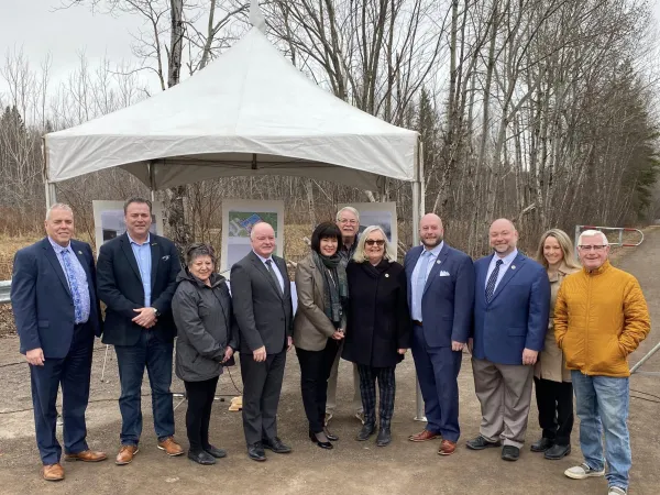 Town Council, Minister Petitpas Taylor and Minister Fitch gather to celebrate funding announcement