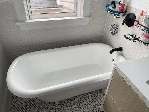 Photo of a bathtub